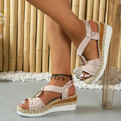 Quinn™ - Sandals with optimal support