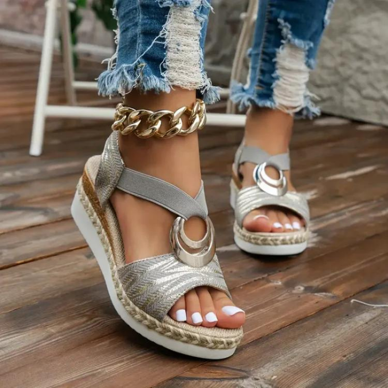 Quinn™ - Sandals with optimal support
